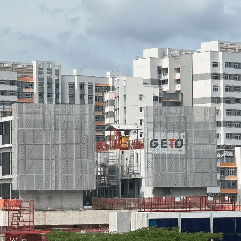 Pantalla protectora para edificios públicos