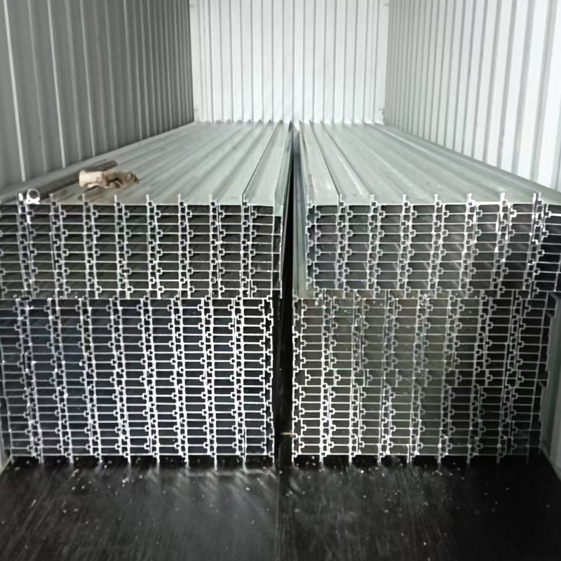 Las vigas de aluminio se integran a la perfección con múltiples sistemas de encofrado.